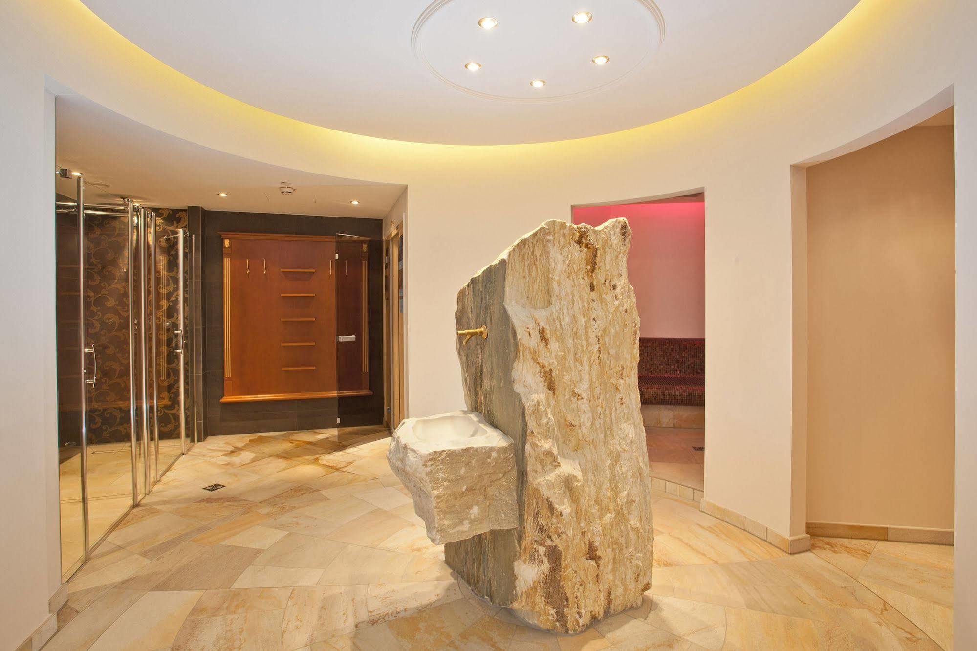 Hotel Berner Zell am See Exterior foto